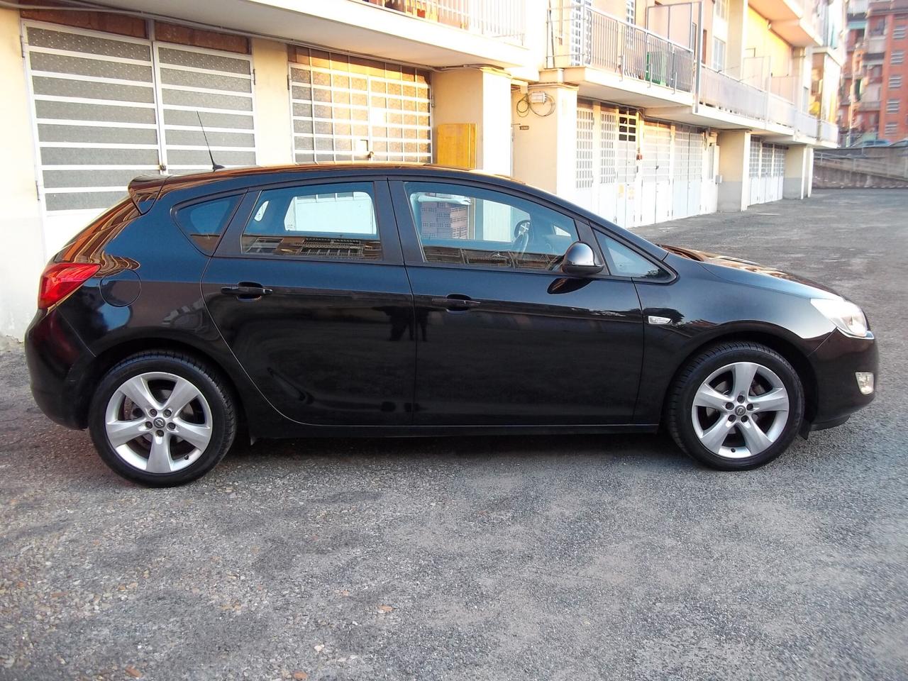 Opel Astra Elective 1.4 16v 5p 100cv uniproprietario Euro 5