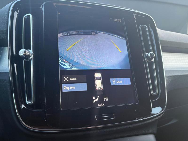 Volvo XC40 2.0 d3 150 CV Momentum my20 2WD