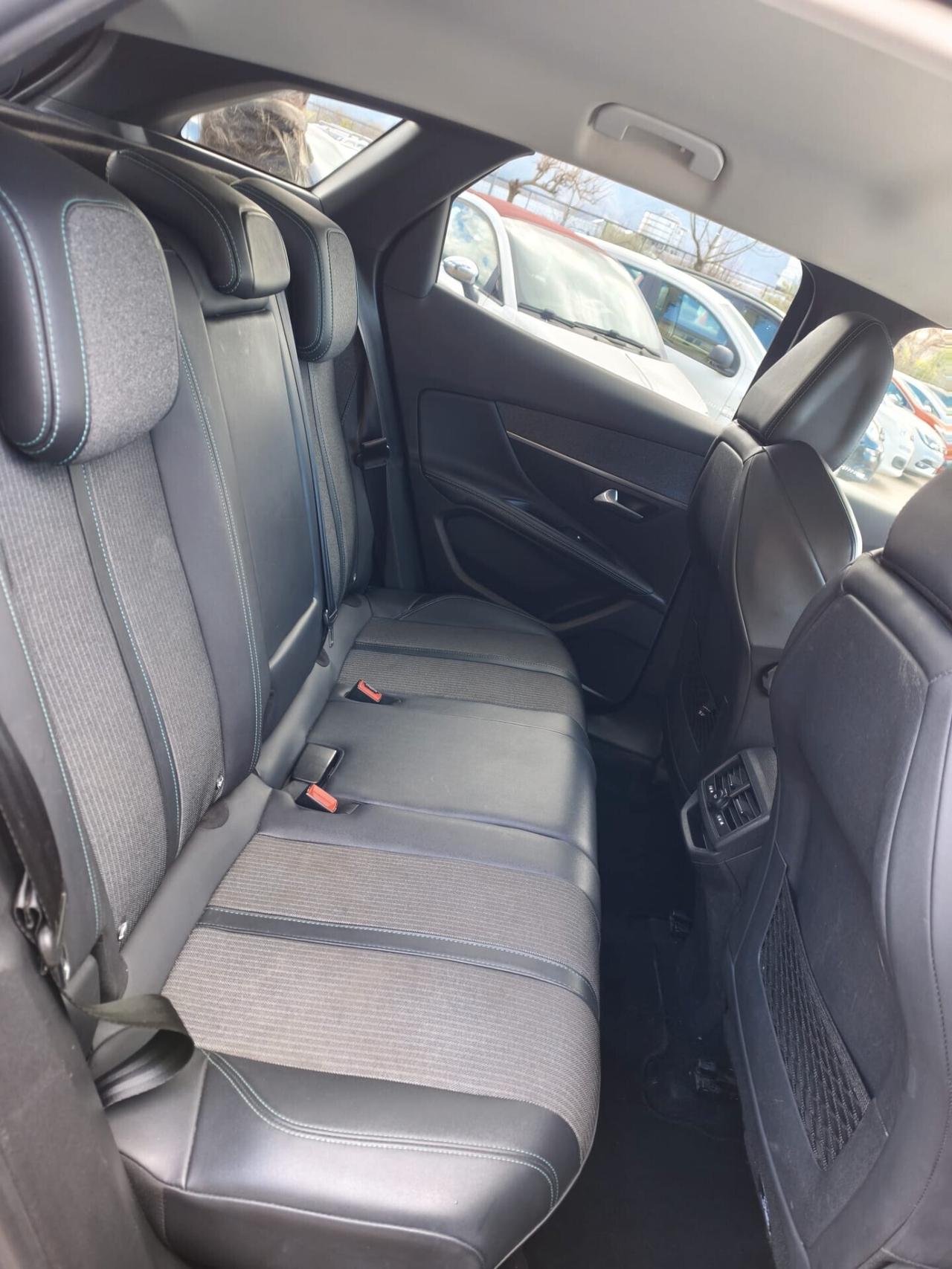 PEUGEOT 3008 1.5HDI 130CV AUTOM ALLURE PACK