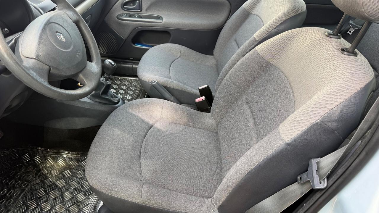 Renault Clio 1.2 cat 3 porte Confort Authentique