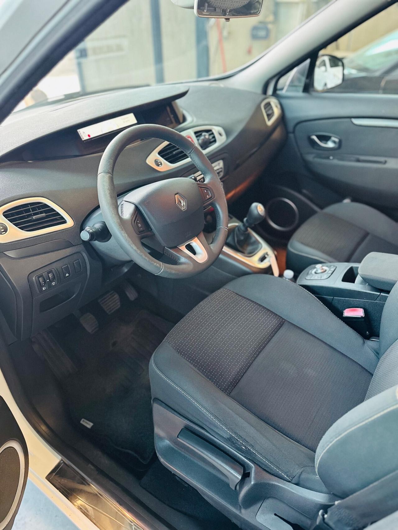Renault Scenic Scénic 1.5 dCi 110CV Dynamique