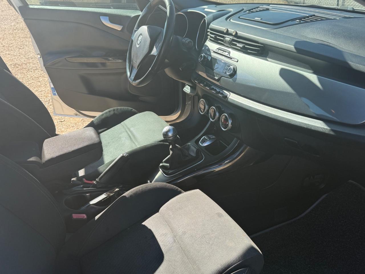 Alfa Giulietta 1.4 Turbo METANO 3.999€