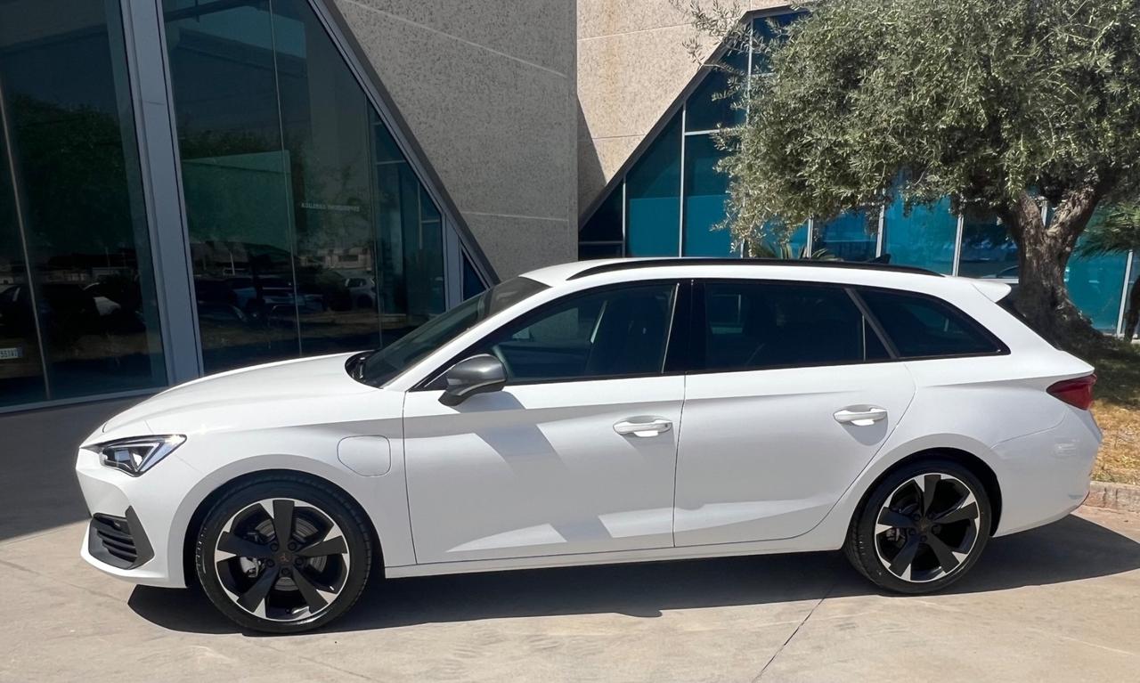 CUPRA Leon phev 204cv DSG possibilità noleggio no scoring