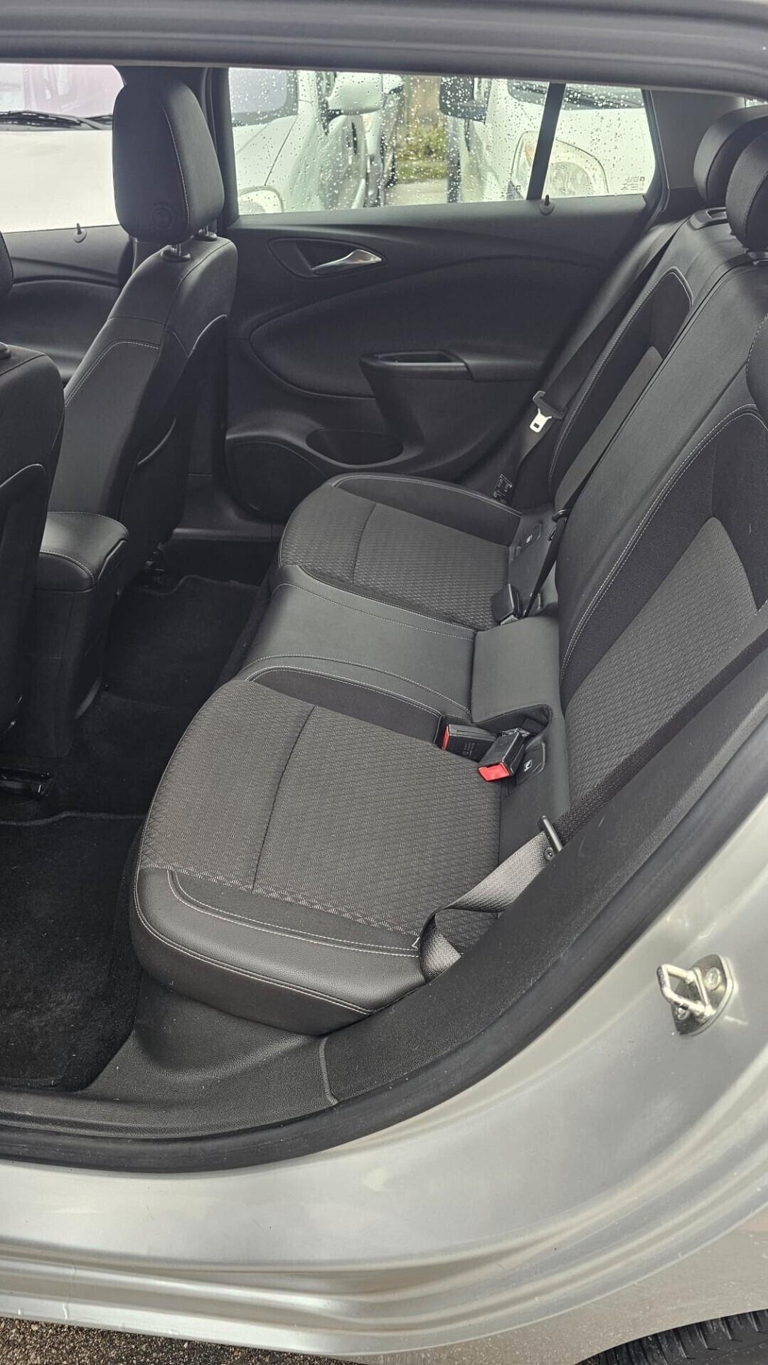 Opel Astra 1.6 CDTi 136CV aut. Sports Tourer Innovation