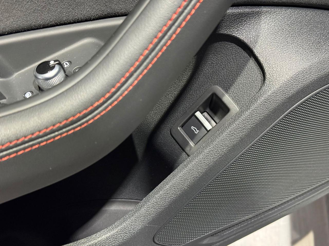 Audi A5 35 TDI S tronic Line Edition Identity Black