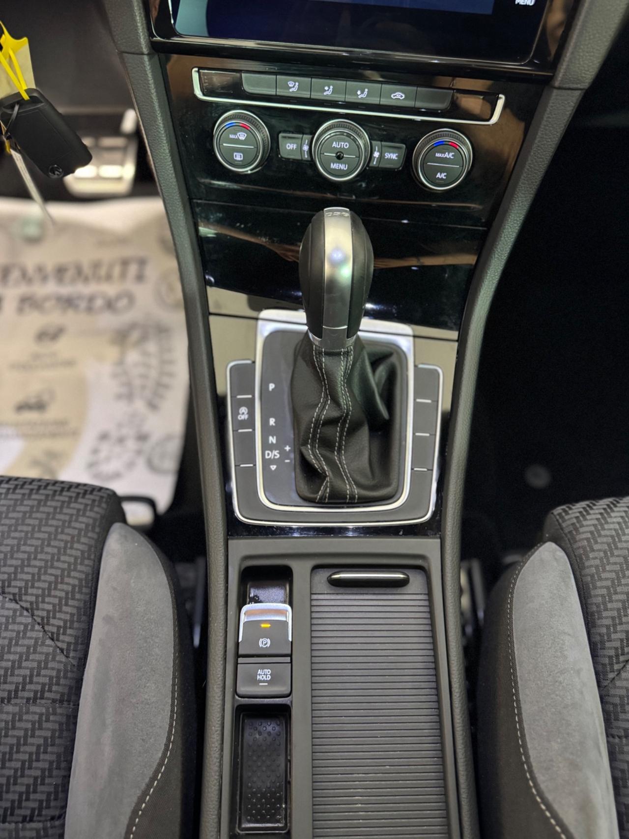 Volkswagen Golf R-LINE DSG 5p. Highline BlueMotion Technology
