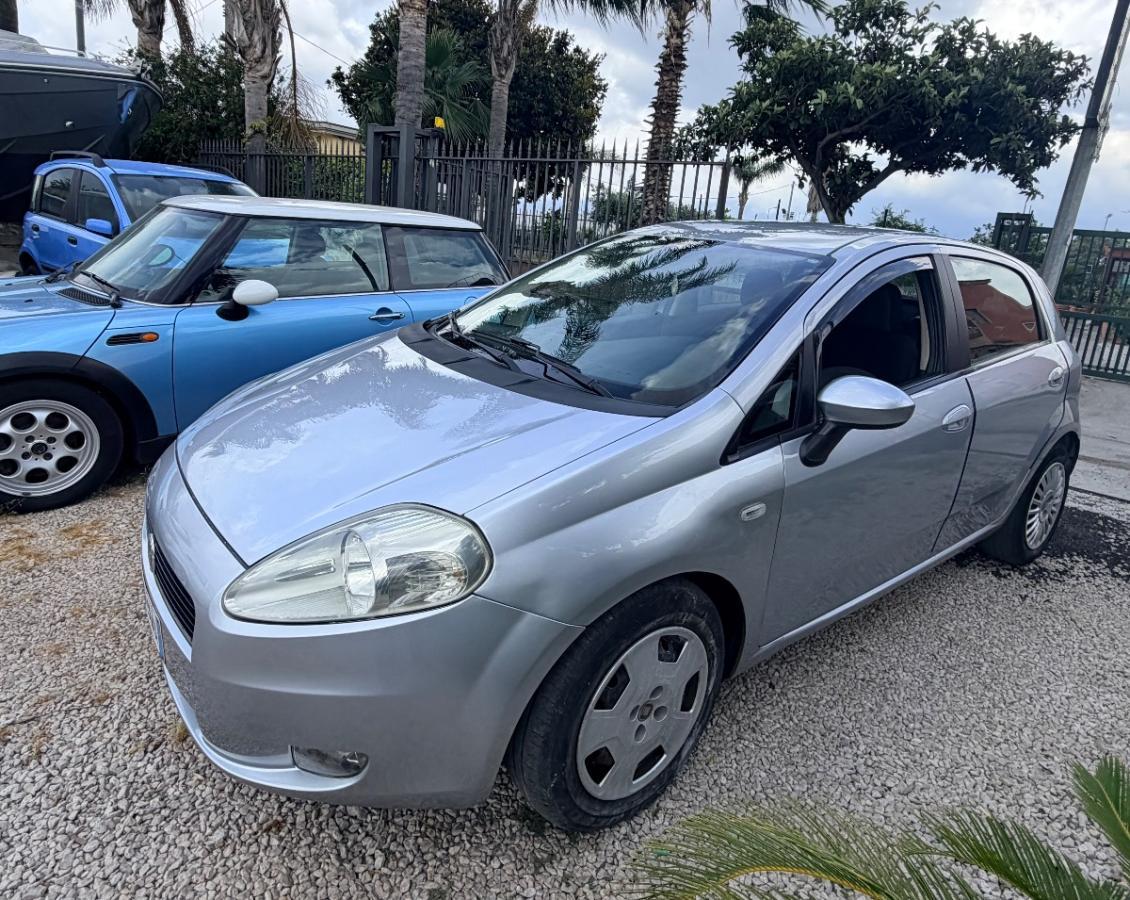FIAT Grande Punto 1.3 MJT 90 CV 5p. Dynamic