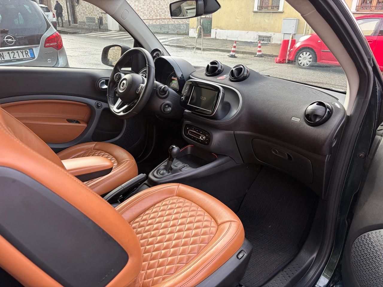 Smart ForTwo EQ Ushuaïa BRITISH GREEN CV 82