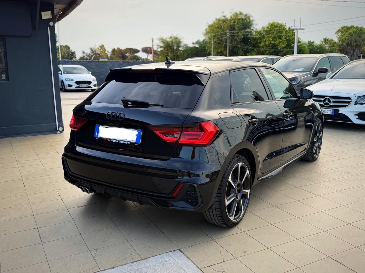 Audi A1 SPB 40 TFSI S tronic Identity Black Garanzia 12 Mesi