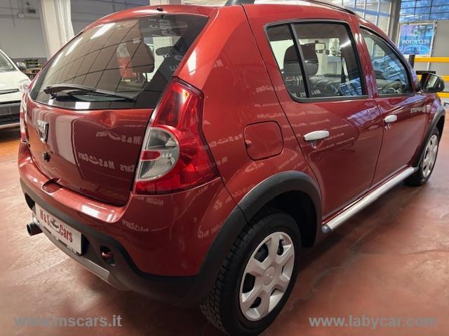 DACIA Sandero Stepway 1.6 8V GPL 85 CV