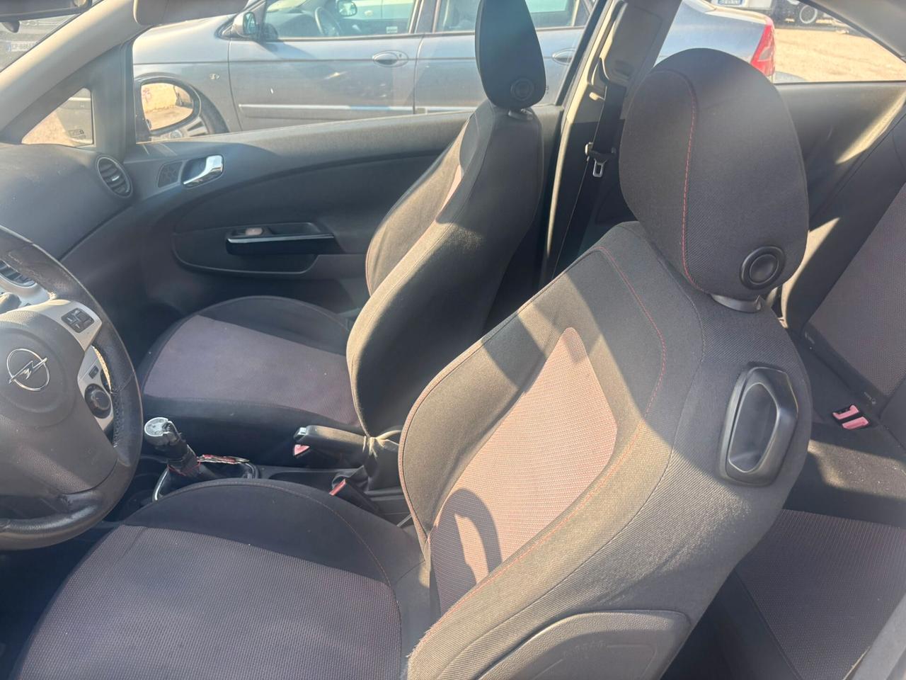 Opel Corsa 1.2 3 porte Easytronic Enjoy