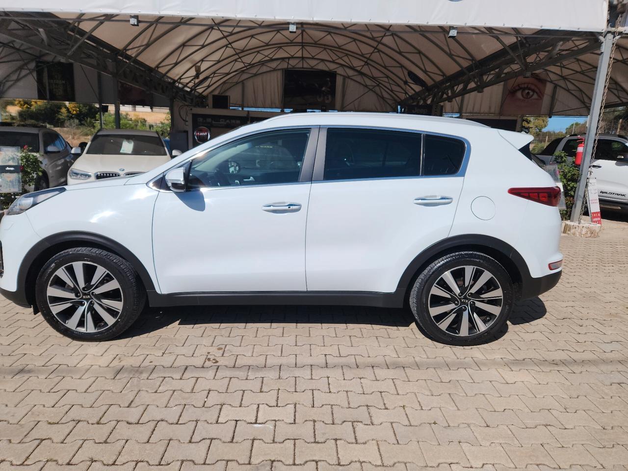 Kia Sportage TETTO APRIBILE