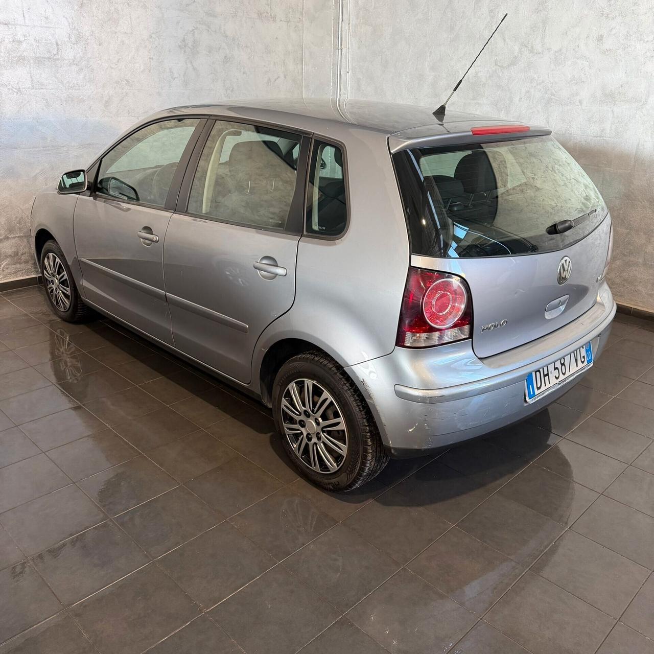 Volkswagen Polo 1.4 BENZINA