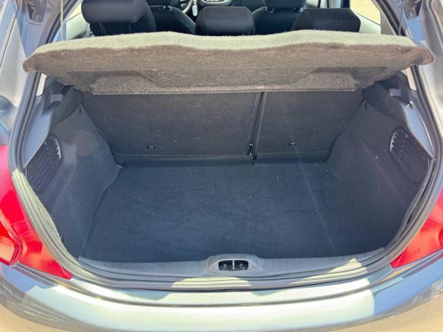 PEUGEOT 208 1.4 8V HDi 68CV 5p. Allure