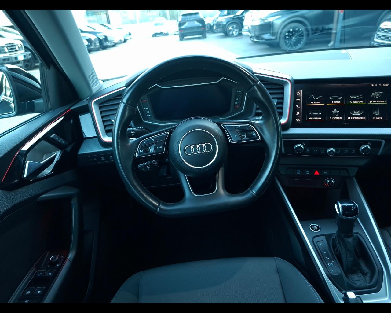 AUDI A1 2ª serie - A1 SPB 30 TFSI S tronic S line edition