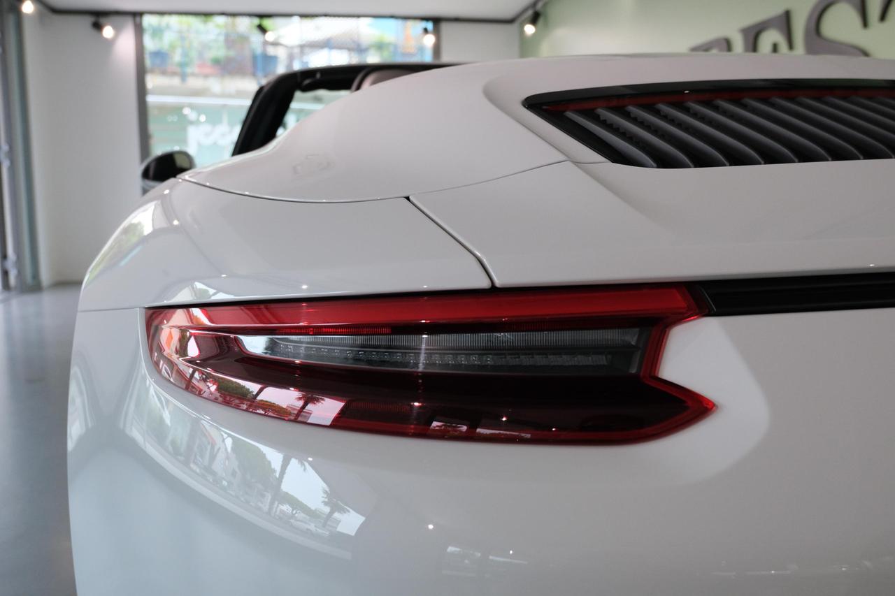 Porsche 911 Cabrio 3.0 Carrera GTS