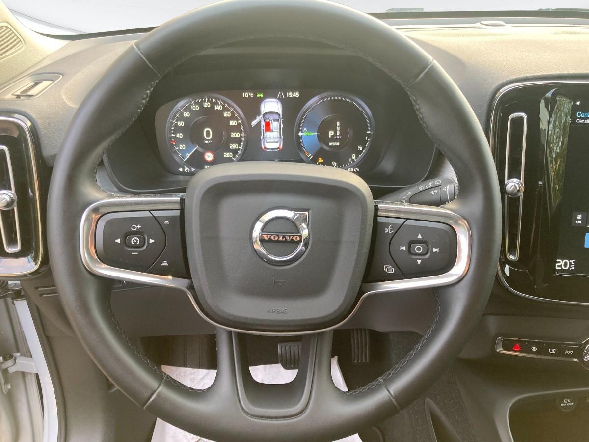 VOLVO XC40 1.5 t4 phev Inscription Expression auto