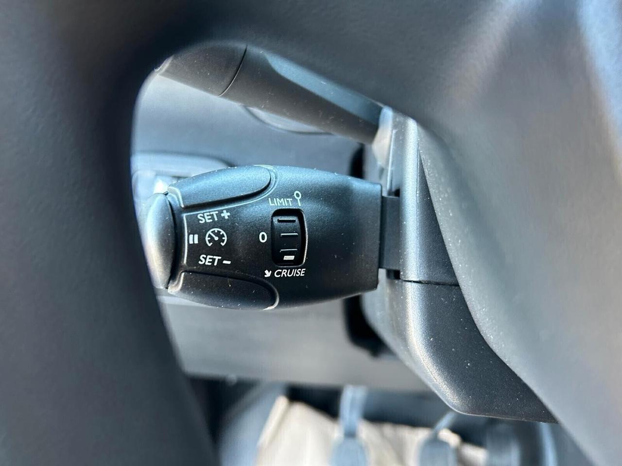 Peugeot Partner PREMIUM BlueHDi 100 PL mt SPOTICAR