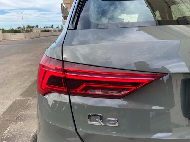AUDI Q3 35 2.0 TDI S tronic Business Advanced COCKPIT