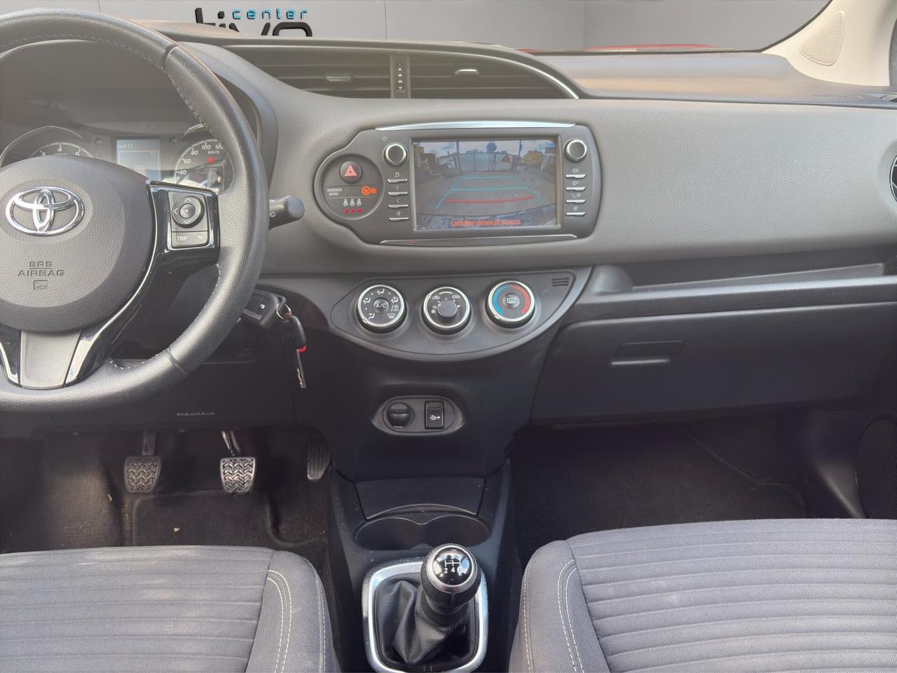 Toyota Yaris 1.0 72 CV 5 porte Active