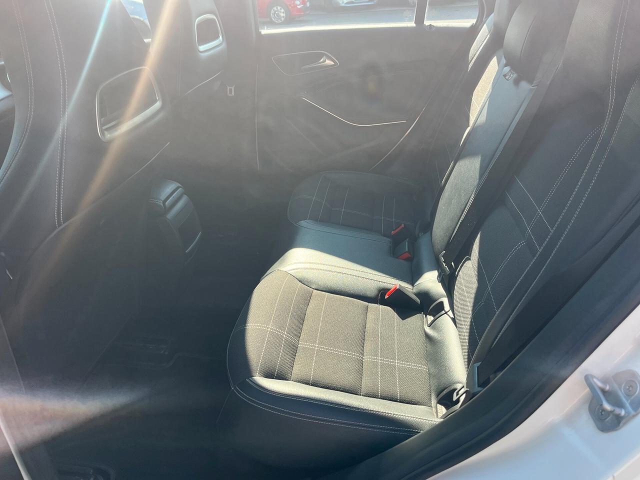 Mercedes-benz CLA 220 CDI Automatic Premium