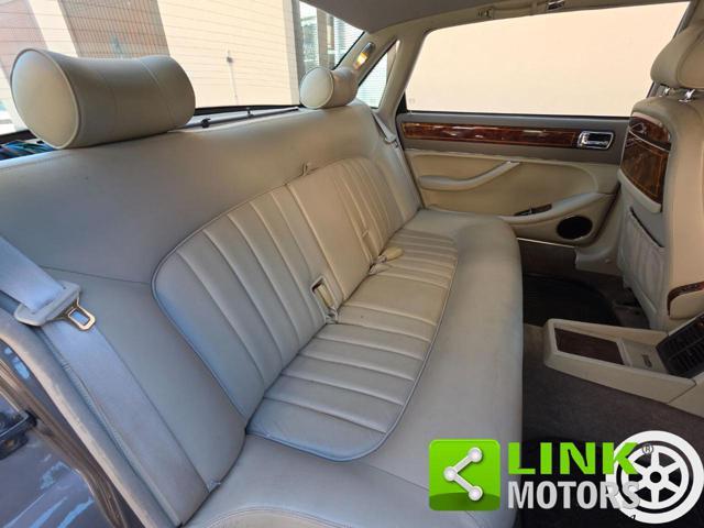 DAIMLER Six LWB 4.0L GUIDA A DESTRA