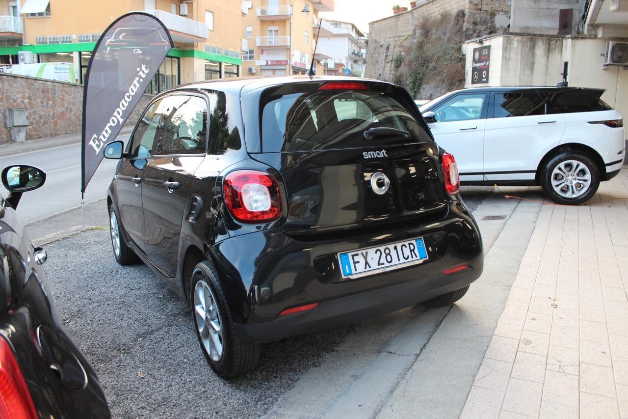 Smart ForFour 70 1.0 Youngster