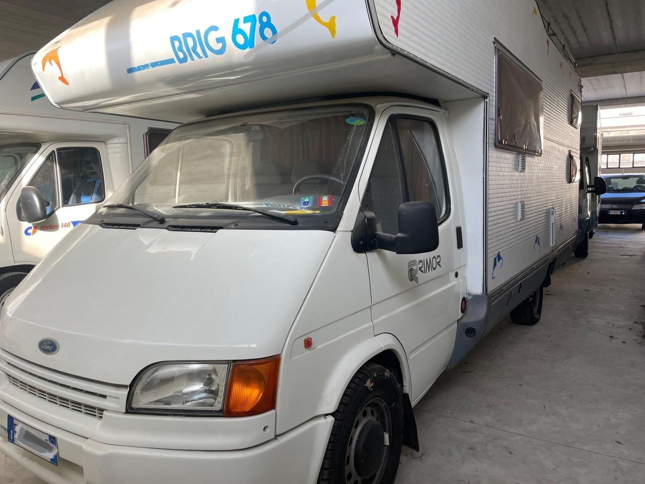 Camper Ford transit 2.5 td 7 posti nuovo