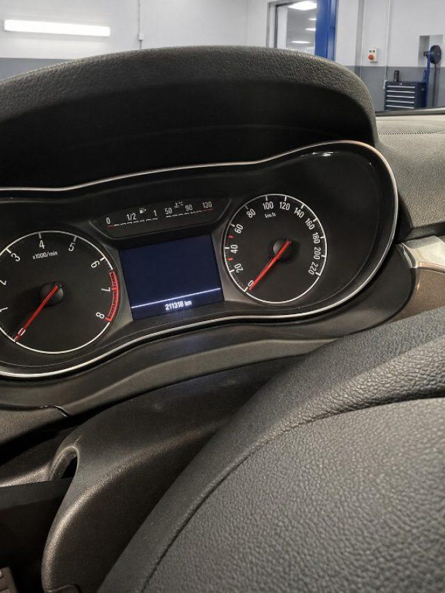 OPEL Corsa 1.4 90CV GPL Tech 5 porte Innovation