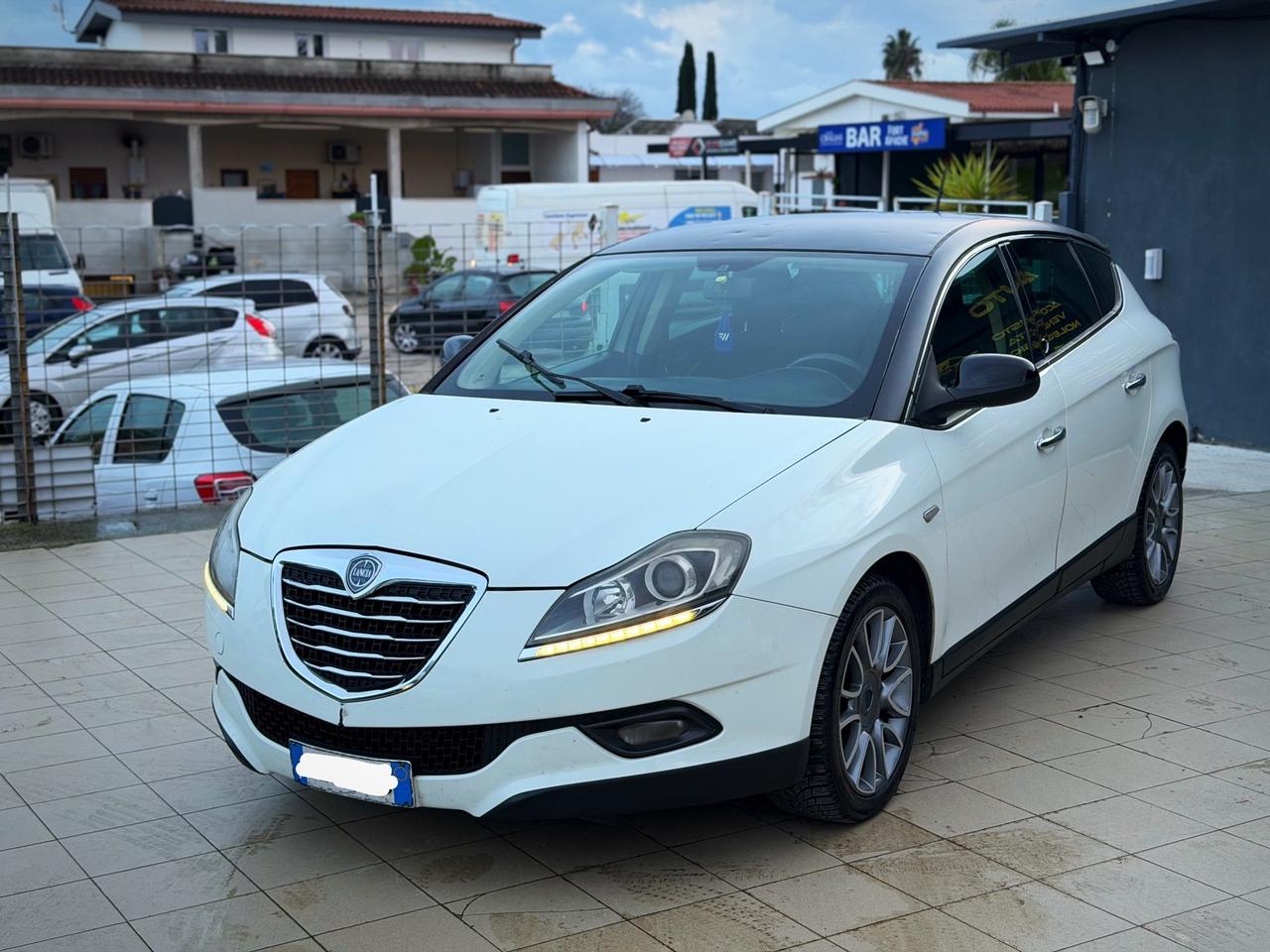 Lancia Delta 1.6 MJT DPF Platino Garanzia 12 Mesi