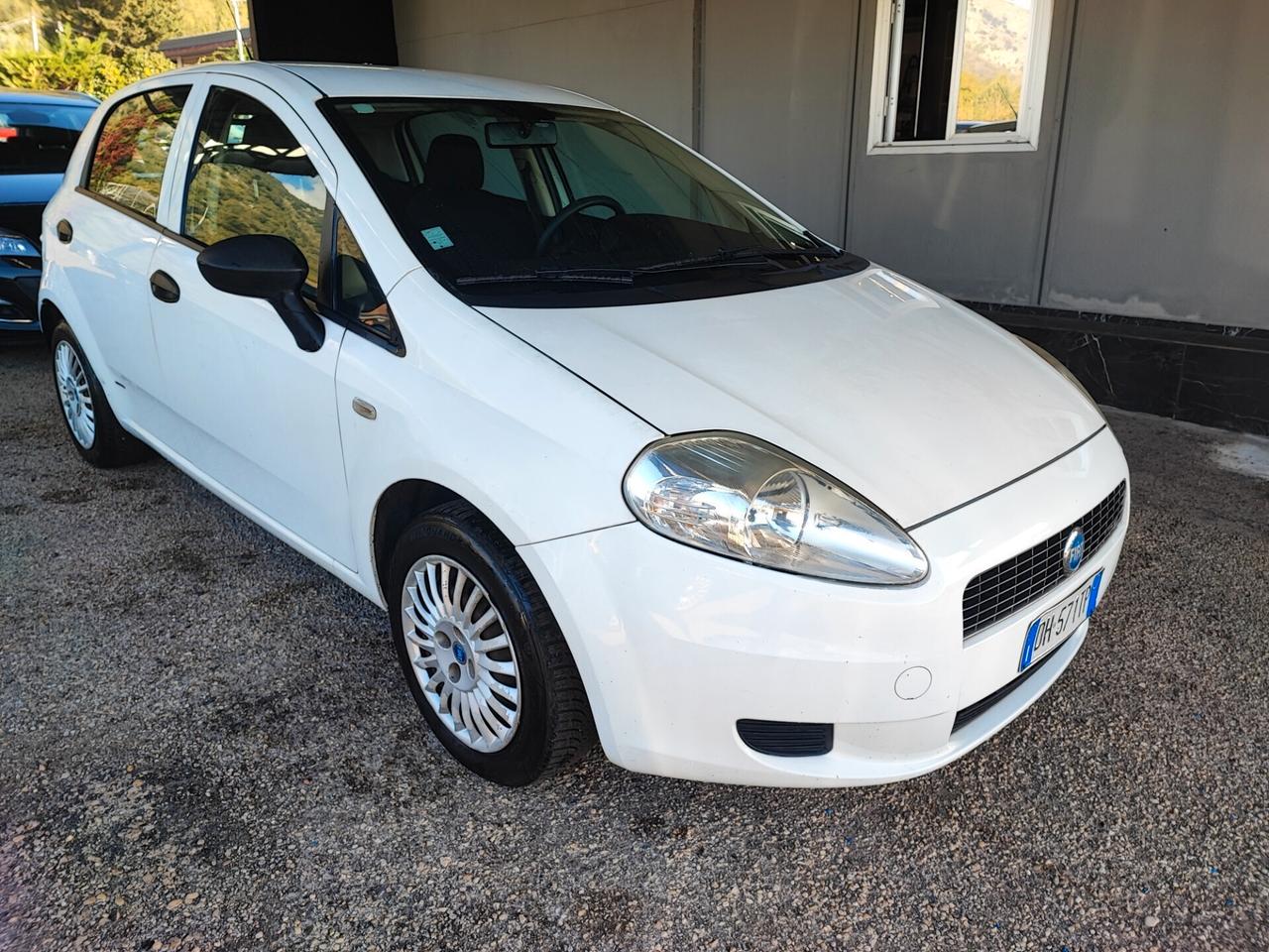 Fiat Punto 1.3 MJT 16V 5p. 4p.ti Active Van AUTOCARRO