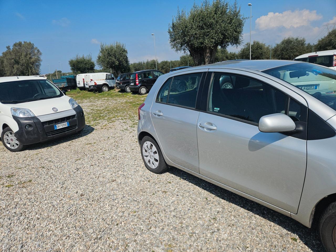 Toyota Yaris 1.0 5 porte Sol