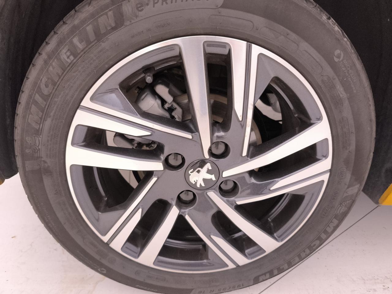 PEUGEOT 208 II 2019 - 208 1.2 puretech Allure s&s 100cv