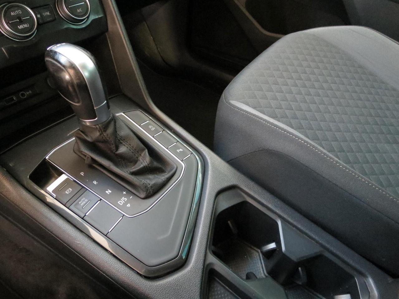 Volkswagen Tiguan 2.0 TDI SCR DSG Business BlueMotion Technology