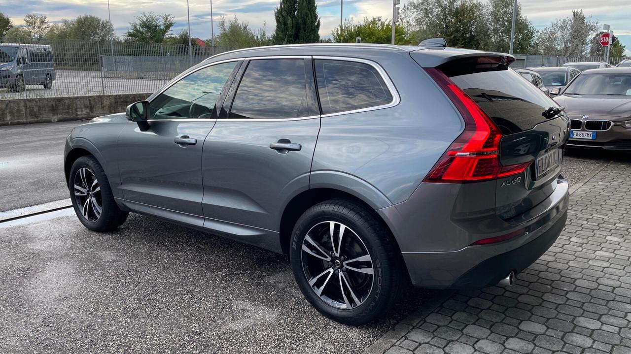 Volvo XC 60 XC60 B4 (d) AWD Geartronic Momentum PELLE HYBRID