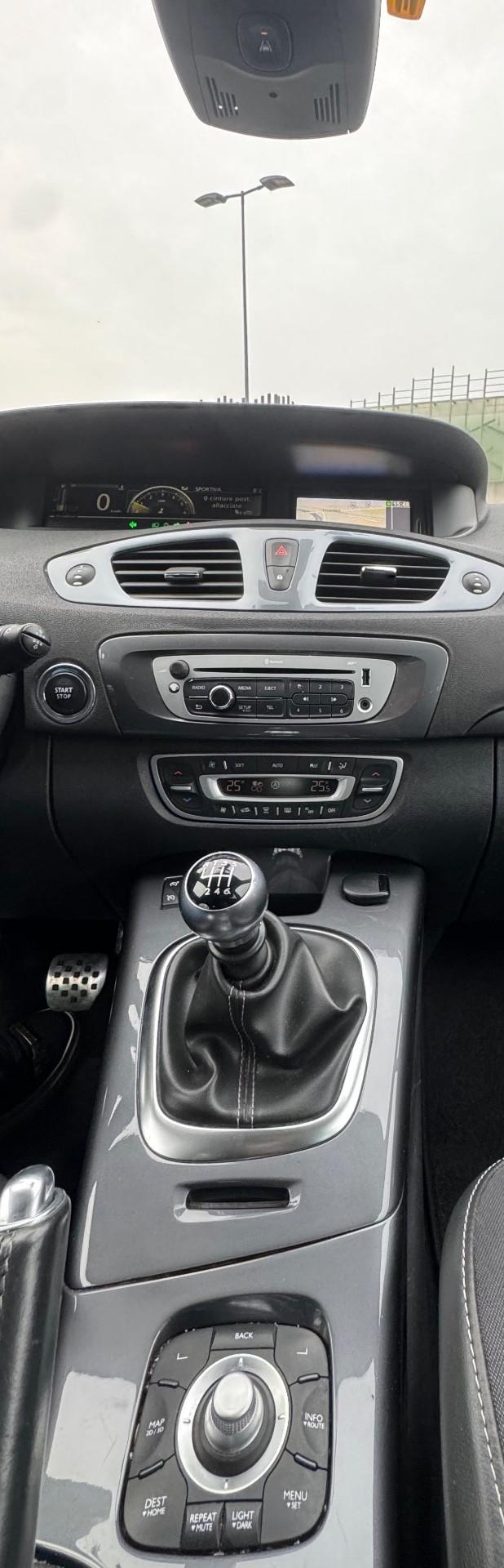 Renault Scenic Scénic XMod Cross 1.5 dCi 110CV Start&Stop Energy