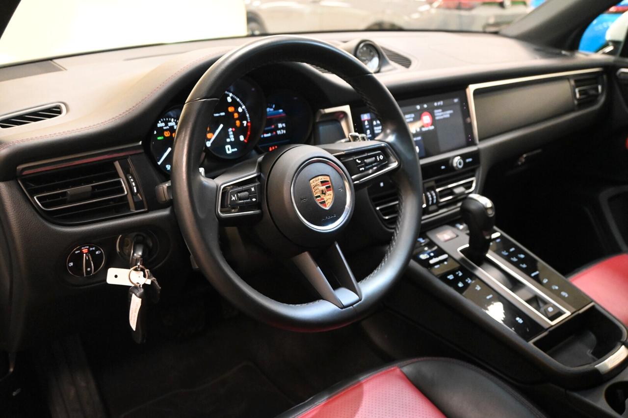 PORSCHE Macan 1ªs. '13-'25 Macan 2.0