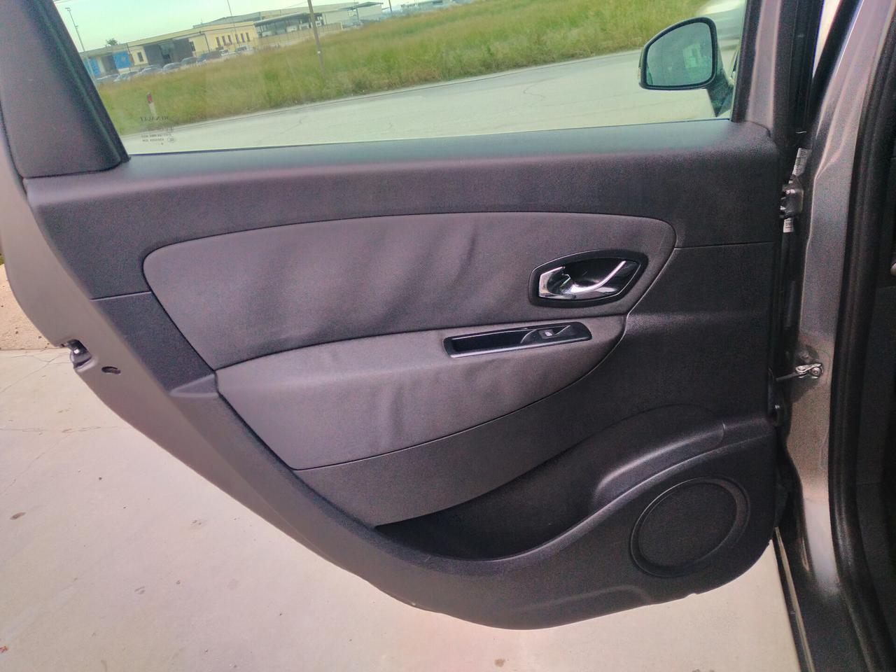 Renault Scenic Scénic XMod 1.5 dCi 110CV Limited