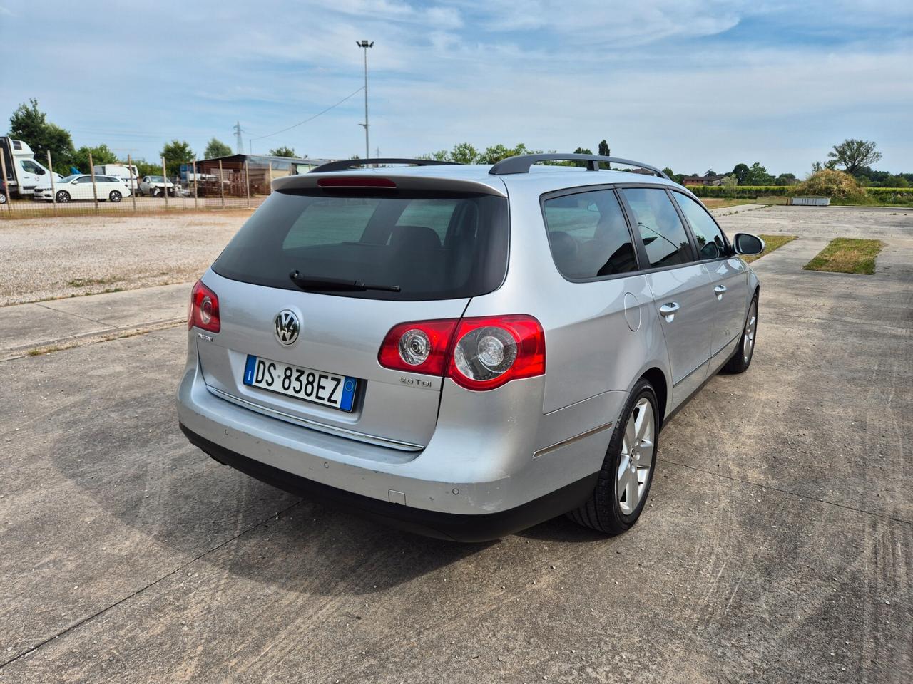 Volkswagen Passat 2.0 TDI DPF Var. Comfortline