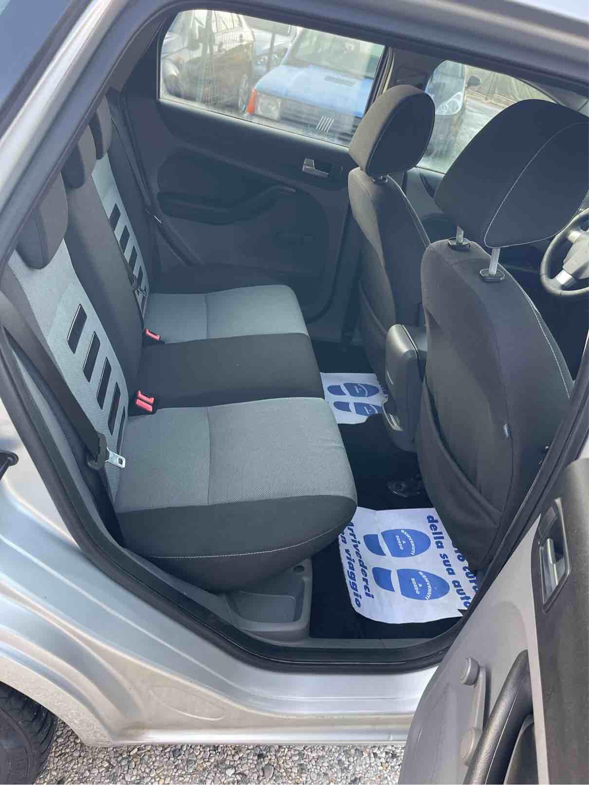 FORD FOCUS - SW .- TITANIUM