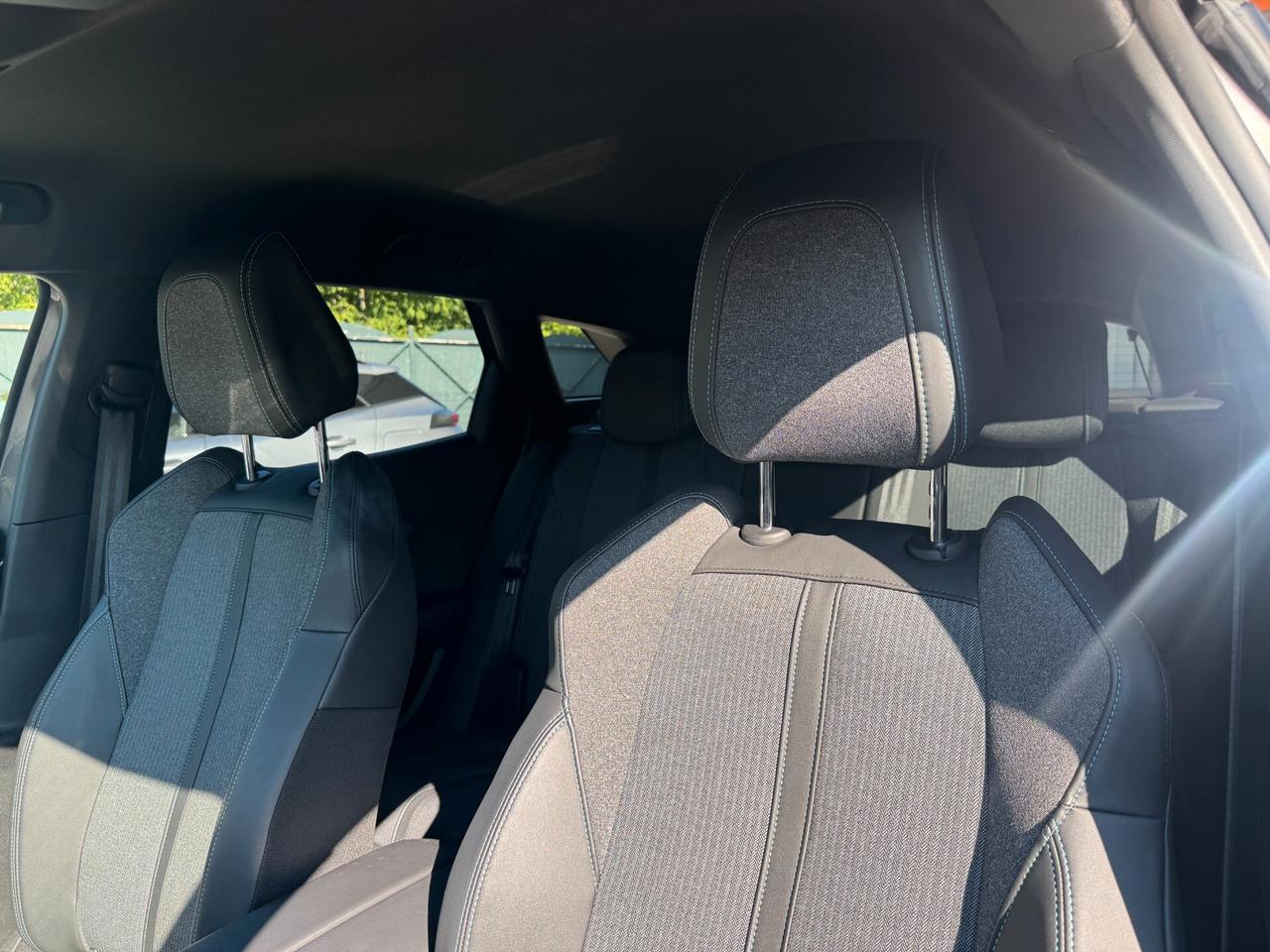 Peugeot 3008 Peugeut BlueHDi 130 S&S EAT8 Allure Pack