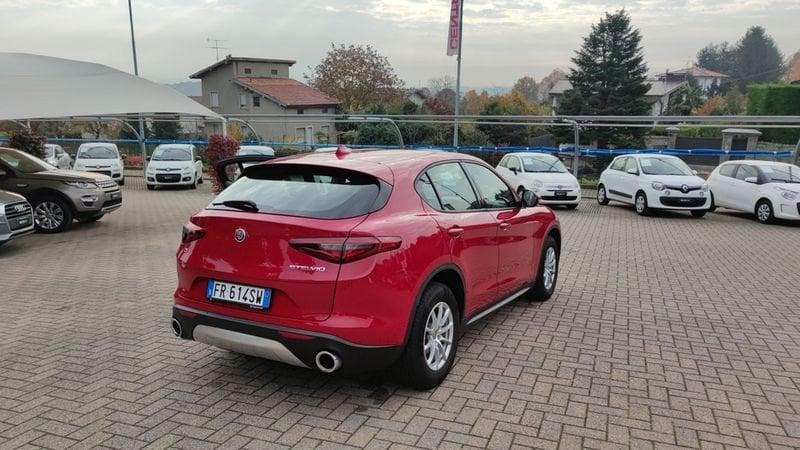 Alfa Romeo Stelvio 2017 2.2 t Business Q4 210cv auto