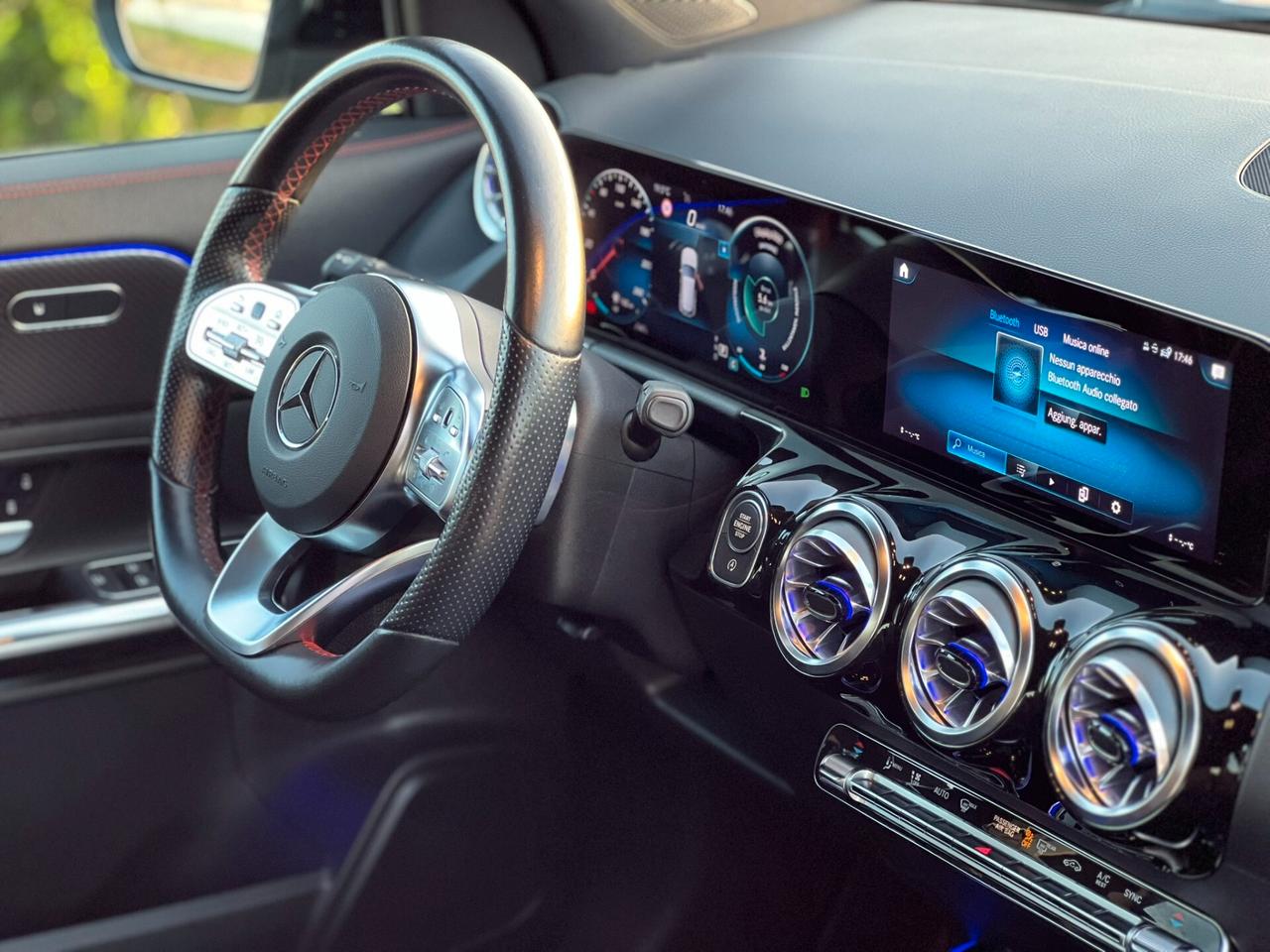 Mercedes-benz GLA 200 d 2.0 150cv Premium PLUS AMG ITALIANA TETTO