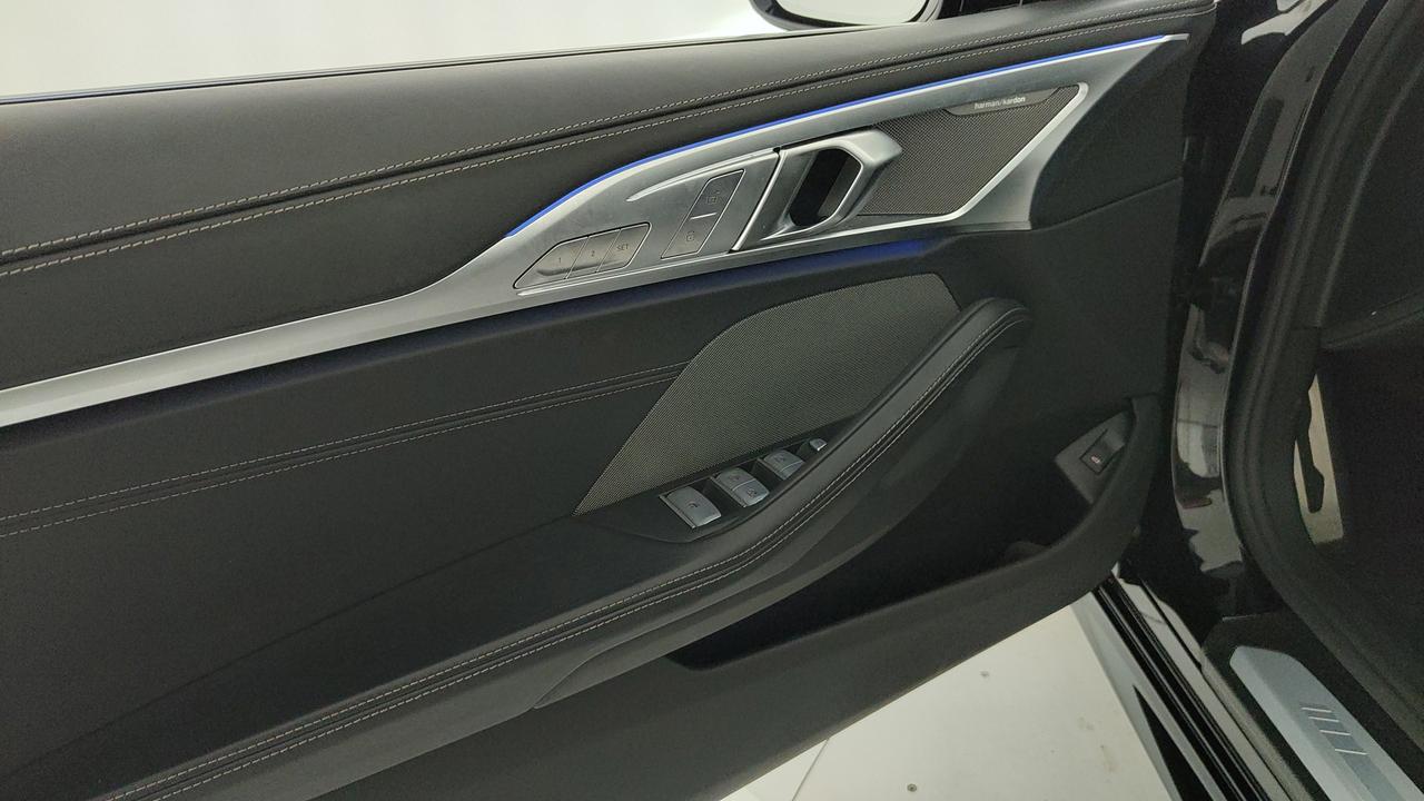 BMW Serie 8 G14 LCI 2022 Cabrio - 840d Cabrio mhev 48V xdrive MSport Pro auto