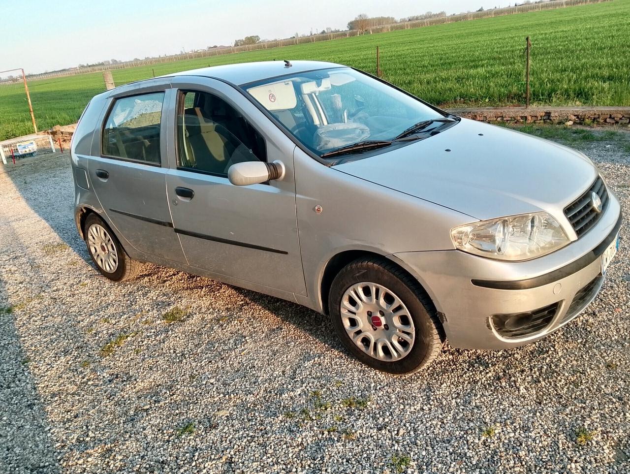 Fiat Punto 1.2 cc benzina 148.000 km unico proprietario perfetta