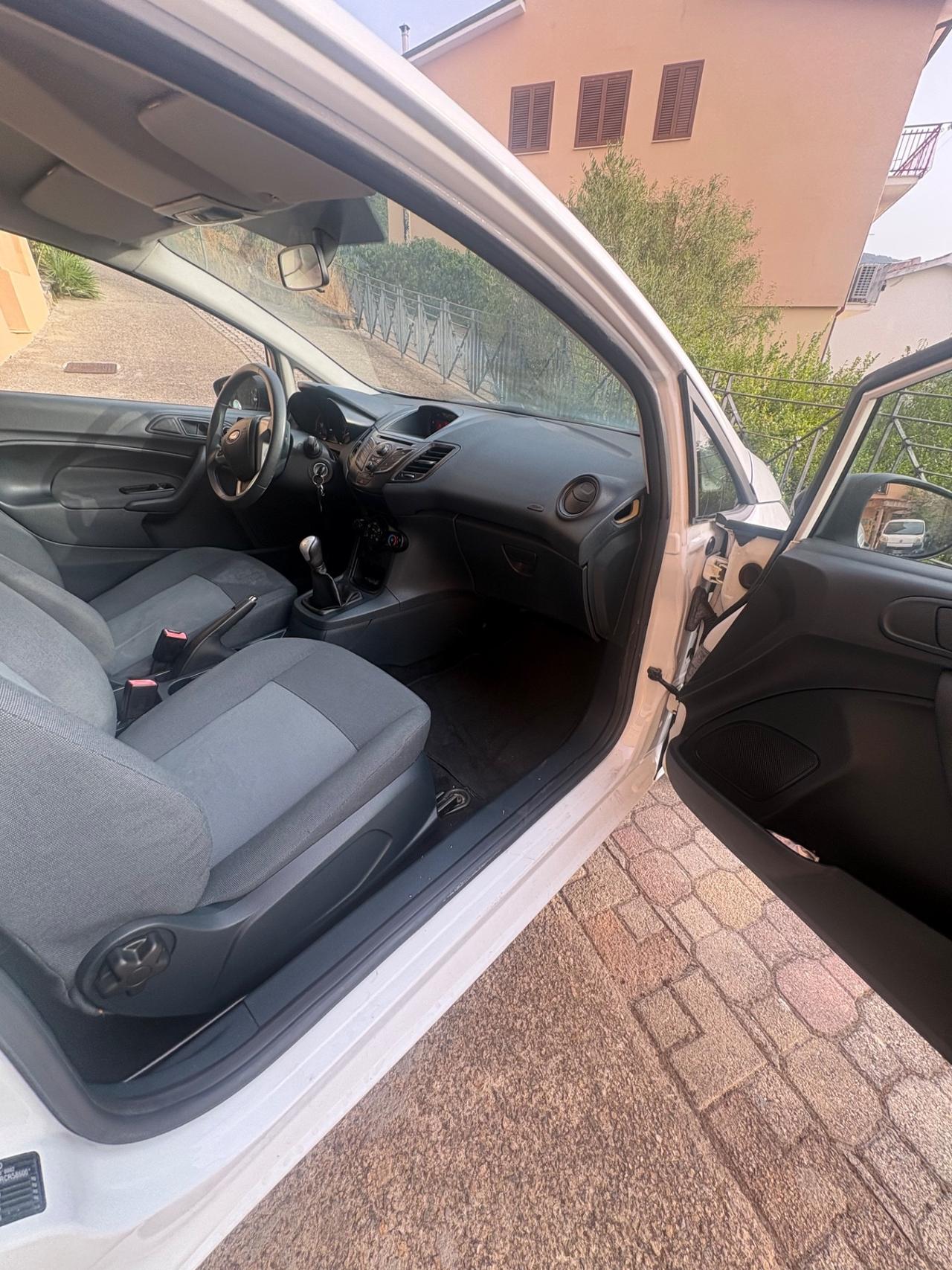 Ford Fiesta 1.4 TDCi 70CV 3 porte Van