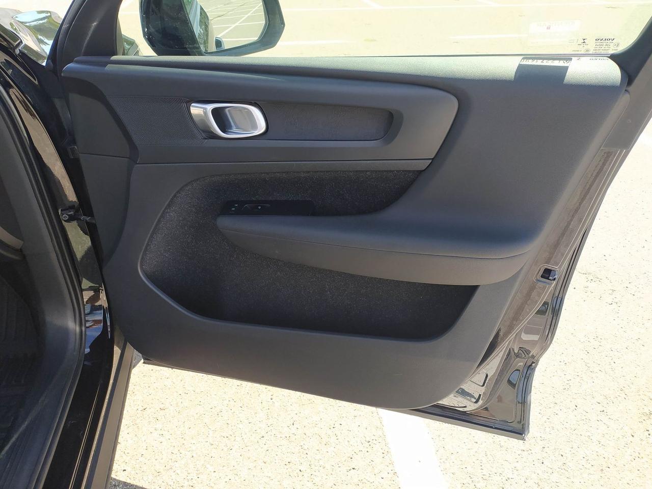 Volvo XC40 Momentum D3 #6463