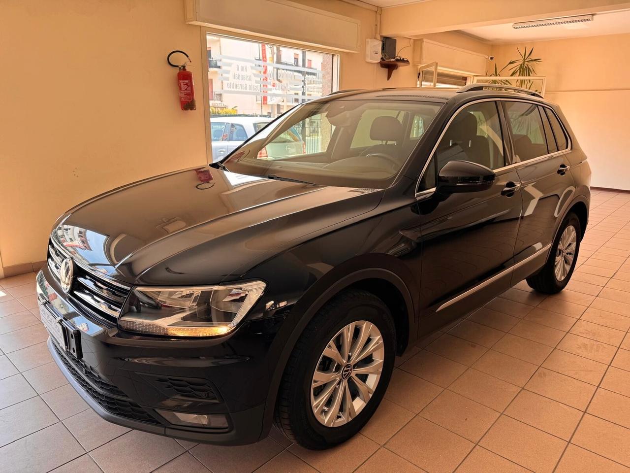 Volkswagen Tiguan 2.0 TDI SCR DSG Business BlueMotion Technology
