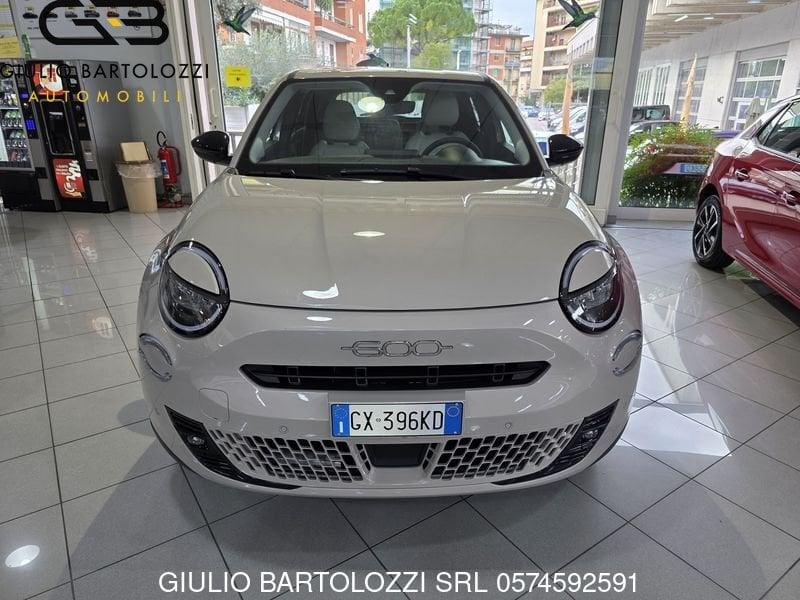 FIAT 600 600 Hybrid 110 CV DCT MHEV La Prima
