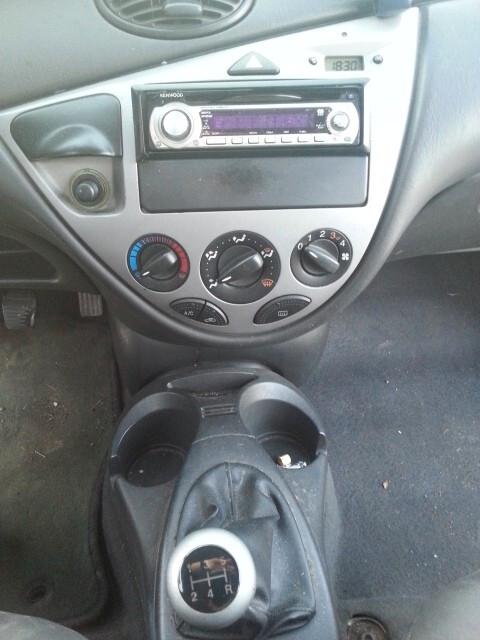 Ford Focus 1.8 TDCi 115CV 5p. Zetec